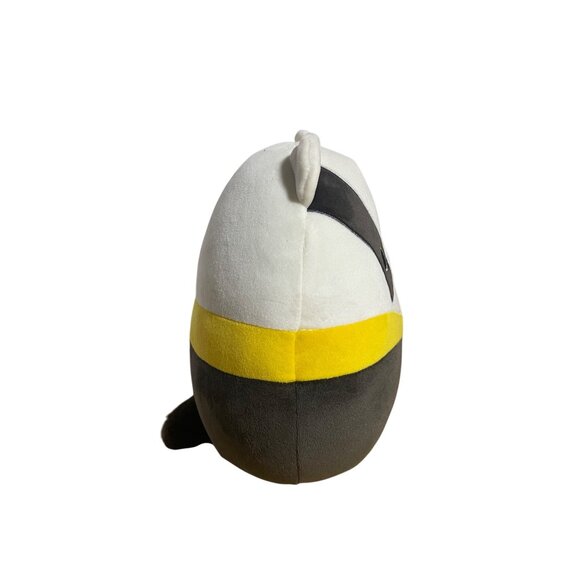 Harry Potter Squishmallows Hufflepuff Badger 8" Plush Collectible - Picture 5 of 12